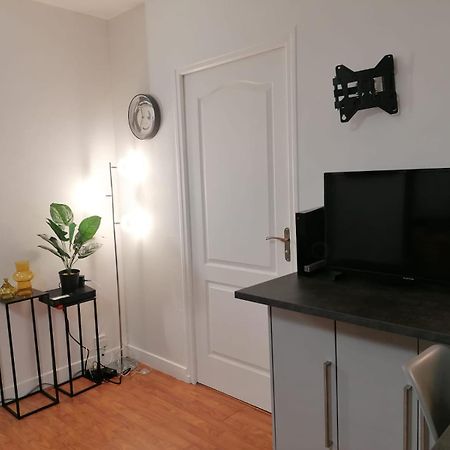 Modern Home Proche De Disneyland Et Paris ฌอม-ซัวร์-มาร์น ภายนอก รูปภาพ